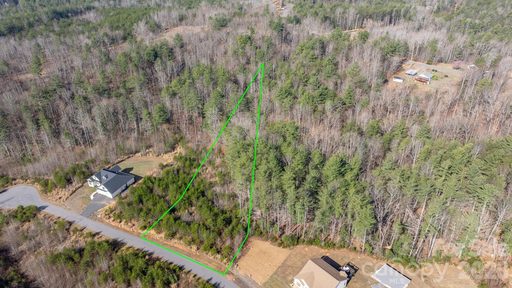 2084 Starlight Lane sold home in Waters Edge, Morganton, NC