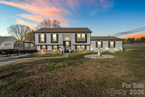 10931 Magenta Lane sold home in Wexford, Charlotte, NC