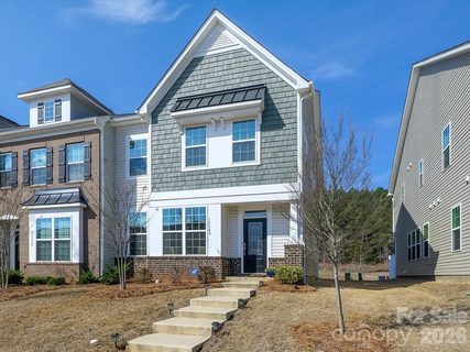 15748 Country House Street pending home in Chateau, Charlotte, NC