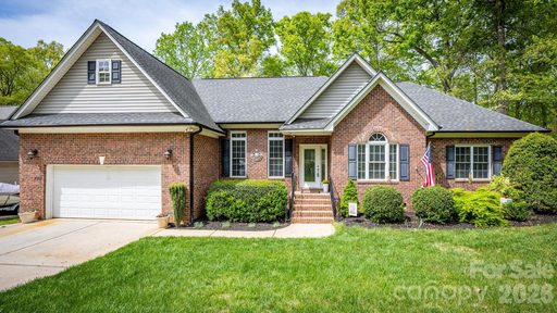 7867 Golf Course Drive active home in Westport, Denver, NC