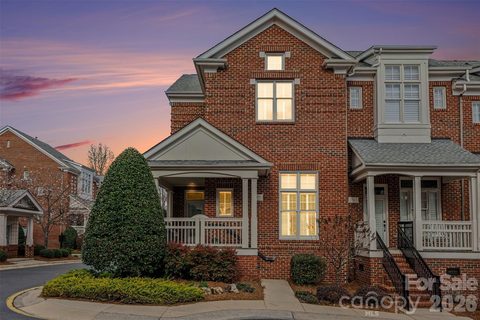 4921 South Hill View Drive sold home in South Hill, Charlotte, NC