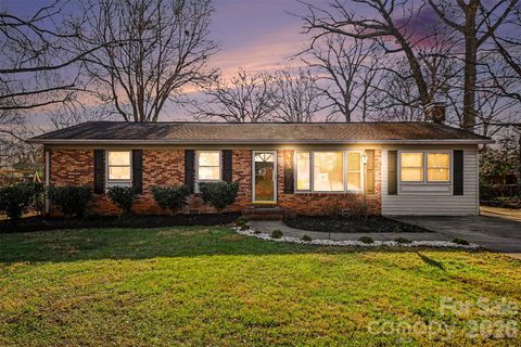 904 Union Terrace sold home in Carmel Park, Gastonia, NC
