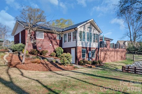 Homes in Acorn Acres, Norwood