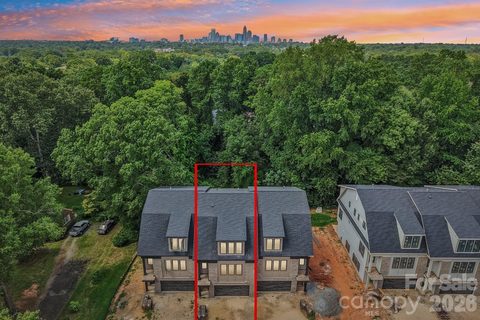 1539 Crystal Road active townhome in Commonwealth, Charlotte, NC
