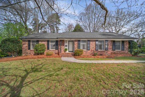 1628 Dixon Road sold home in Kingswood, Gastonia, NC