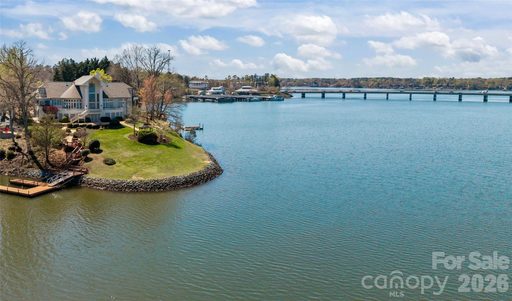 16101 Woolwine Road sold home in Riverpointe, Charlotte, NC