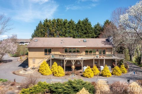 25 New Morning Place sold home in Mountain View Acres, Leicester, NC