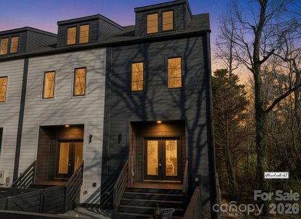 1352 Briar Creek Road sold townhome in Commonwealth Park, Charlotte, NC
