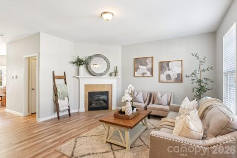 209 Township Drive sold townhome in Towne Square Townhomes At Regent Park, Fort Mill, SC