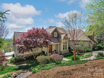 457 Coopers Hawk Drive pending home in Biltmore Park, Asheville, NC