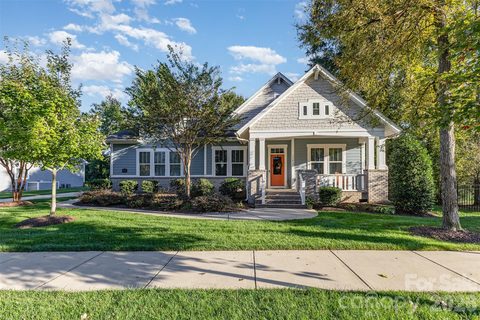 11412 Nw Fullerton Place Drive sold home in Skybrook North Parkside, Huntersville, NC