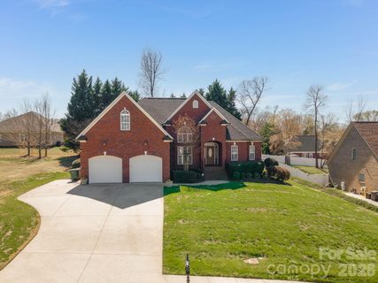 3909 Christin Gamble Court sold home in Erskine Woods, Bessemer City, NC