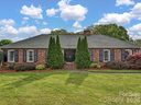 3927 Barclay Downs Drive sold home in Charlotte, SC