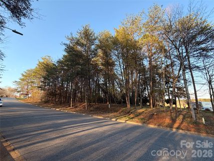 3785 Pinecrest Drive