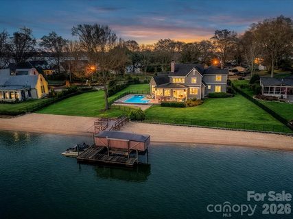 Point Largo, Cornelius