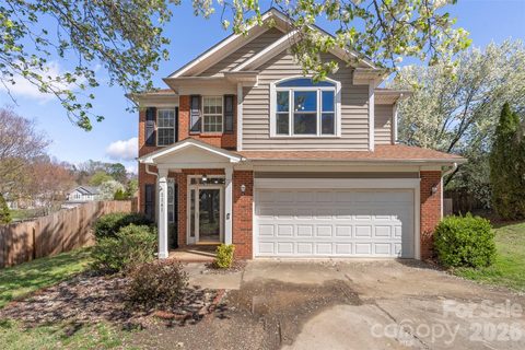 Homes in Oak Park, Concord