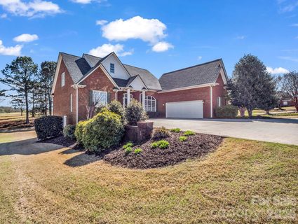 139 N Woodfin Ridge Drive