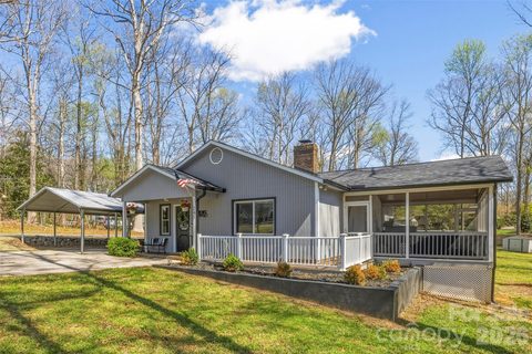 241 Pokeberry Trail sold home in Poplar Trails, Concord, NC