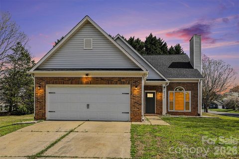 Homes in Cambridge, Charlotte