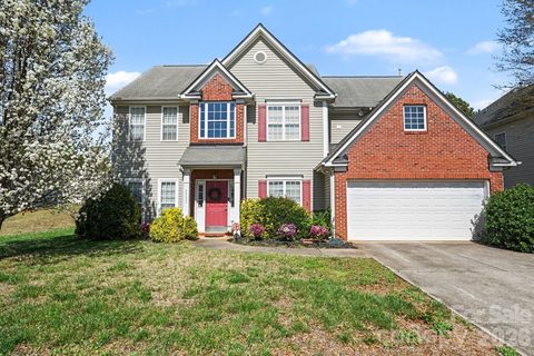 1133 Oakdale Woods Drive sold home in Pointe At Oakdale, Charlotte, NC