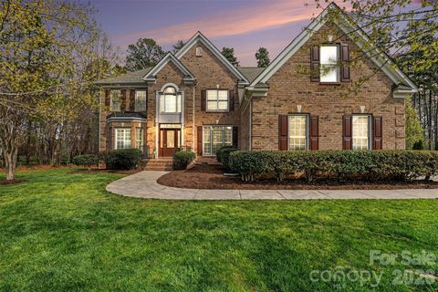 4111 Harmattan Drive sold home in Eastwind Cove, Denver, NC