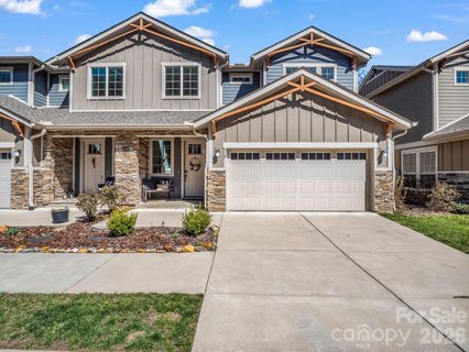 518 Sweet Birch Park Lane pending townhome in Sweet Birch Commons, Black Mountain, NC