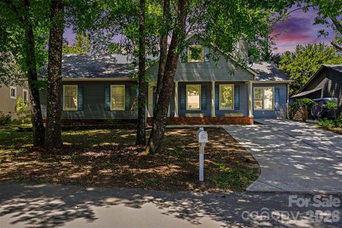9060 Tulagi Court active home in Tega Cay, Tega Cay, SC