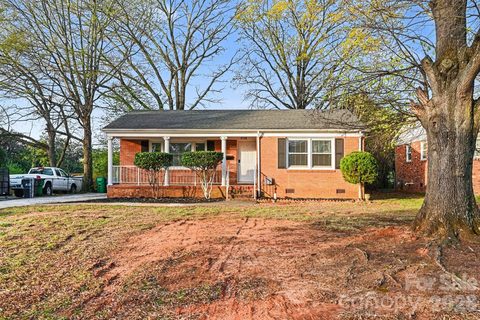 4726 Holbrook Drive sold home in Amity Gardens, Charlotte, NC