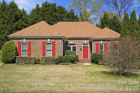 9332 Broken Pine Lane sold home in Eastfield, Charlotte, NC