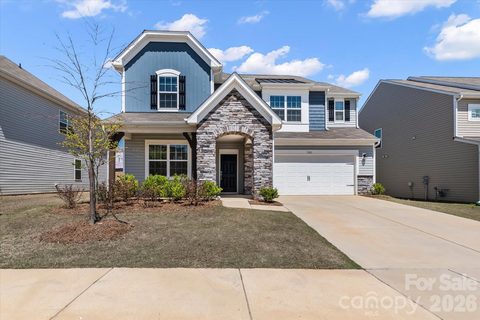 7418 Echoing Hills Lane active home in Shannon Woods, Maiden, NC