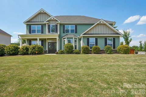 2609 Lakefront Drive pending home in Lakefront Woods, Belmont, NC