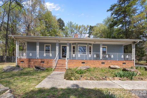 Previously sold for $330,000