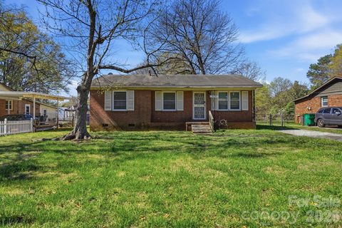 4325 Knollcrest Drive sold home in Brookfield, Charlotte, NC