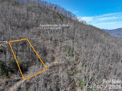 11 Taryn Trace active home in Greenridge Falls, Barnardsville, NC