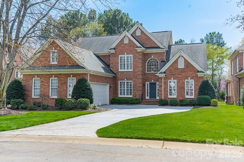 6328 Pepperwich Place sold home in Vanderbilt At Providence, Charlotte, NC