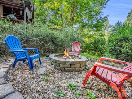 480 Rivercrest Parkway active home in Green River Highlands, Rutherfordton, NC