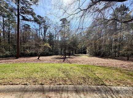 223 Millingport Lane active lot in Uwharrie Point, New London, NC