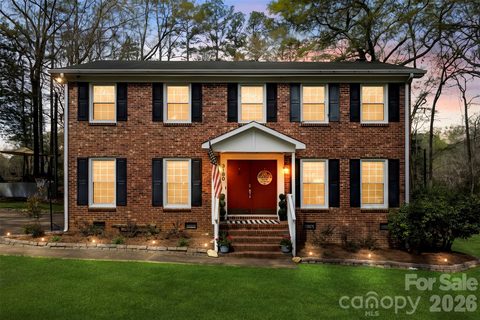 3180 Pinetuck Lane pending home in Pinetuck, Rock Hill, SC