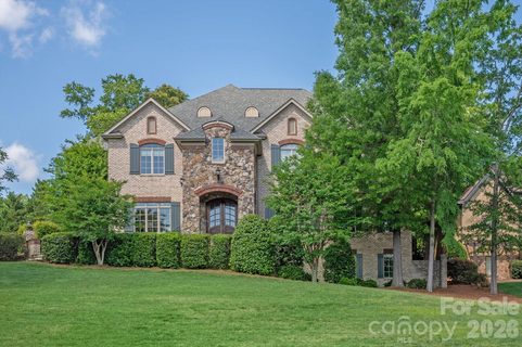 1629 Lookout Circle pending home in Providence Downs South, Waxhaw, NC