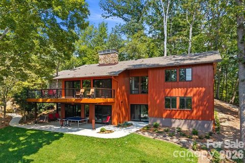 13 Kent Place sold home in Kimberly Woods, Asheville, NC