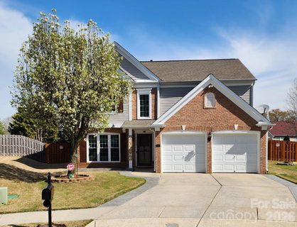 7620 Metroliner Court sold home in Newell Crossing, Charlotte, NC