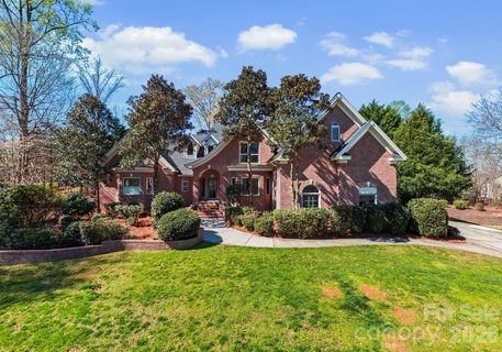 4916 Samuel Pinckney Drive sold home in Pinsto Forest, Belmont, NC