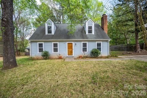 6515 Burning Bush Court sold home in Hickory Ridge, Charlotte, NC