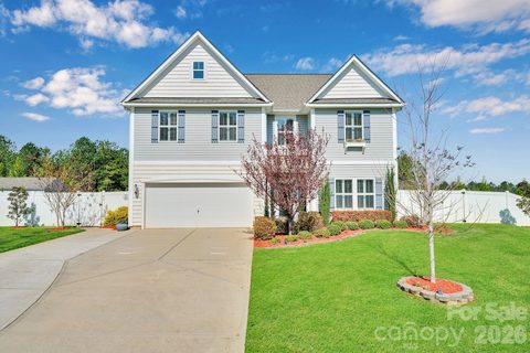6129 Hawk View Road sold home in Conservancy At Waxhaw Creek, Waxhaw, NC