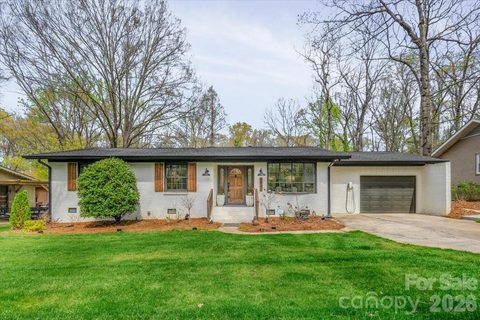 5841 Donegal Drive sold home in McClintock Woods, Charlotte, NC