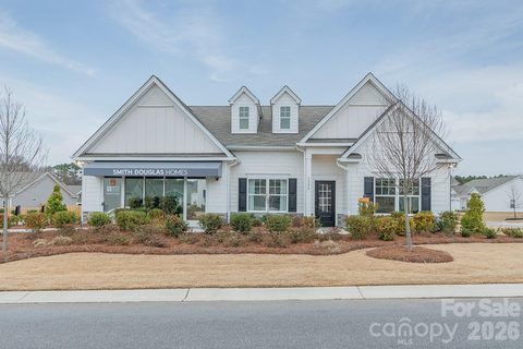 6222 Acacia Place sold home in Pine Bluff, Midland, NC