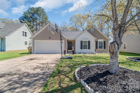3310 Brooktree Lane sold home in Brookstone Village, Indian Trail, NC