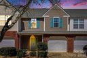8652 Robinson Forest Drive sold home in Charlotte, SC