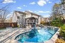 12141 Stone Forest Drive sold home in Pineville, SC