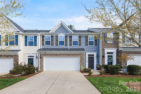 2546 Norman Isle Drive sold townhome in Mariners Pointe At Smithstone, Denver, NC